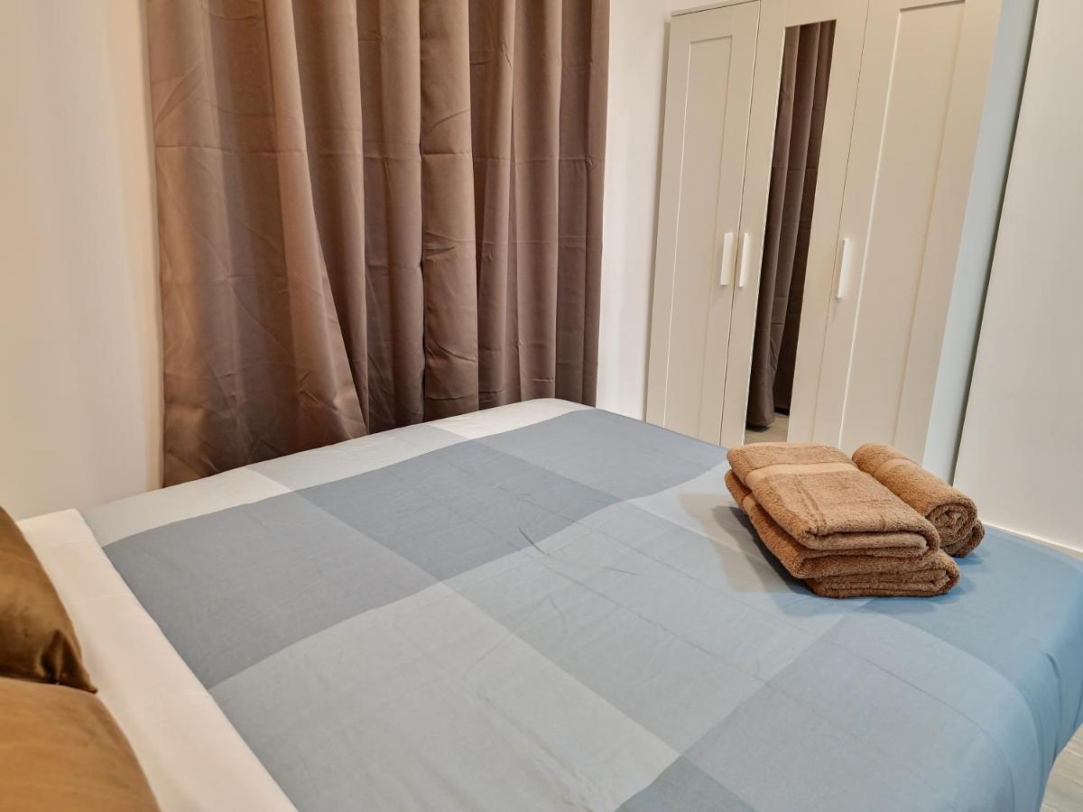 Apartamentos Bielsa 'Madrid Rio' Exterior foto